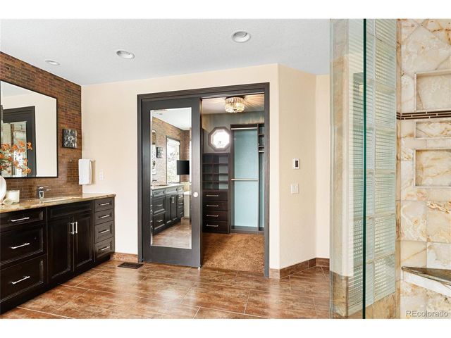 5566 S Lewiston St, Centennial, CO 80015