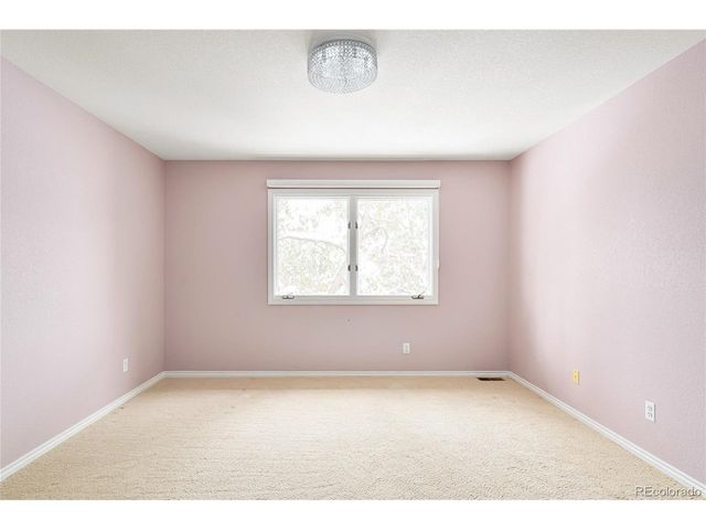 5566 S Lewiston St, Centennial, CO 80015