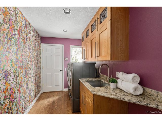 5566 S Lewiston St, Centennial, CO 80015