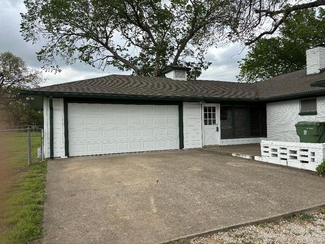 1540 Brumlow Avenue, Southlake, TX 76092