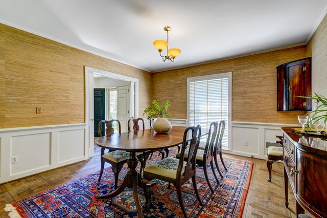 261 Confederate Circle, Charleston, SC 29407