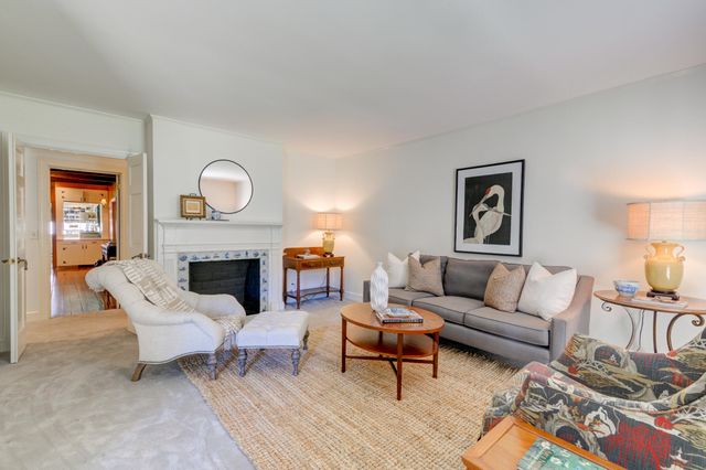 261 Confederate Circle, Charleston, SC 29407
