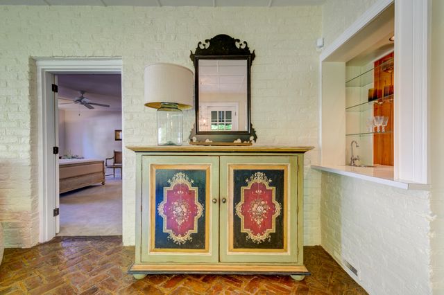 261 Confederate Circle, Charleston, SC 29407