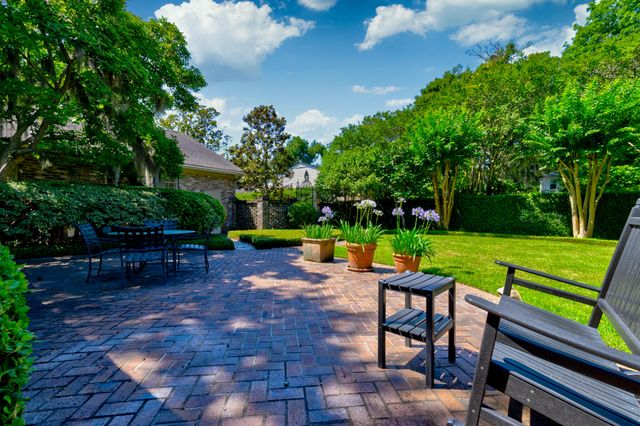 261 Confederate Circle, Charleston, SC 29407