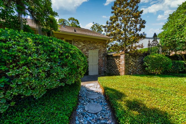 261 Confederate Circle, Charleston, SC 29407