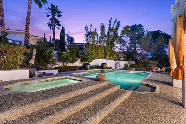 10212 Stone Briar Court, Las Vegas, NV 89144