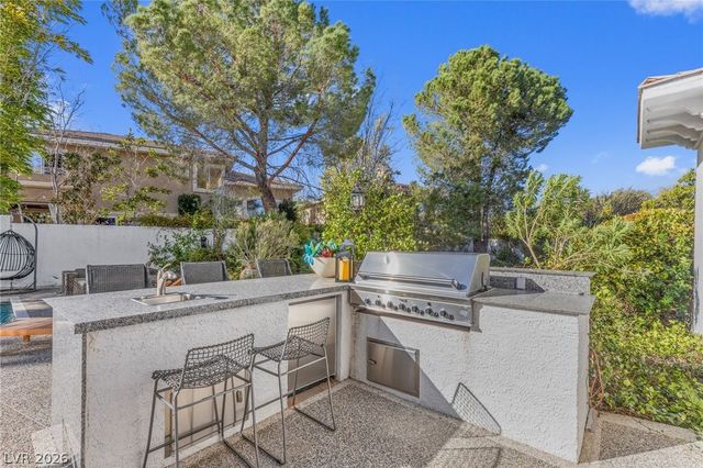 10212 Stone Briar Court, Las Vegas, NV 89144