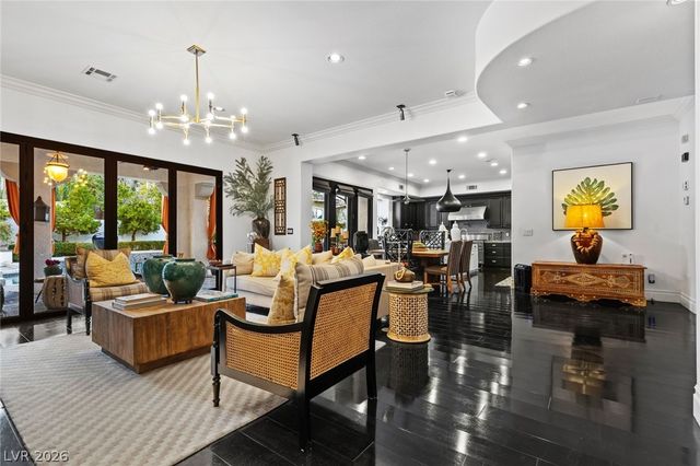 10212 Stone Briar Court, Las Vegas, NV 89144