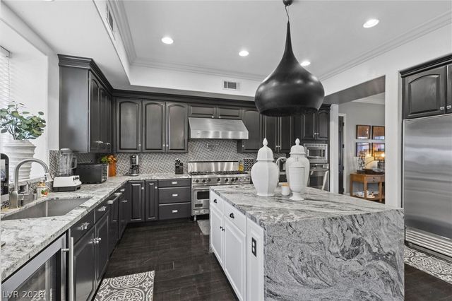 10212 Stone Briar Court, Las Vegas, NV 89144