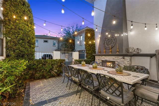 10212 Stone Briar Court, Las Vegas, NV 89144