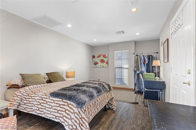 10212 Stone Briar Court, Las Vegas, NV 89144