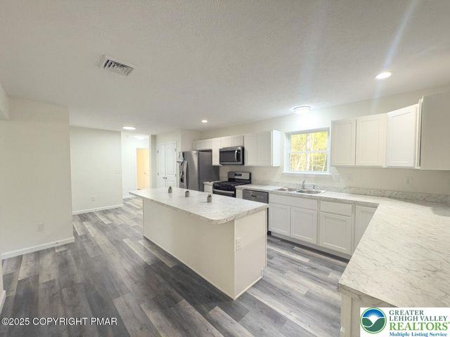 196 Dogwood Lane, Polk Twp, PA 18058