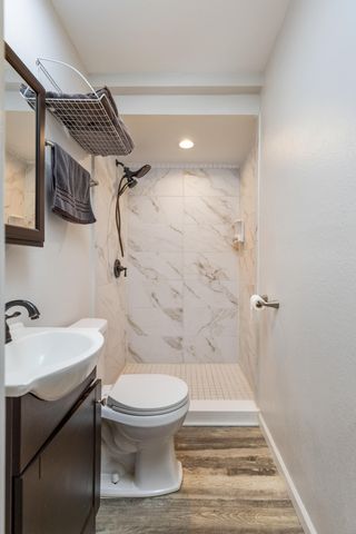 28729 S 563 Road, Monkey Island, OK 74331