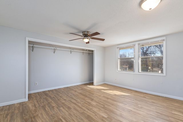 28729 S 563 Road, Monkey Island, OK 74331