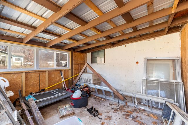 28729 S 563 Road, Monkey Island, OK 74331