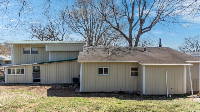 28729 S 563 Road, Monkey Island, OK 74331