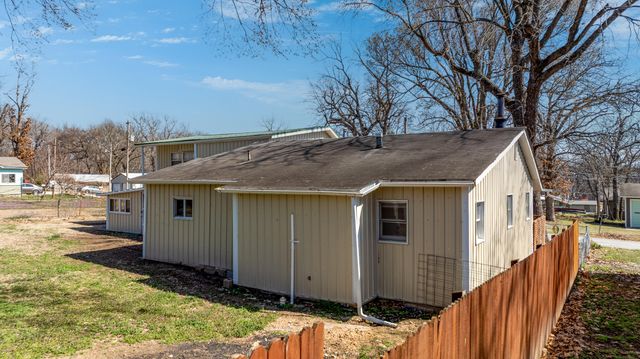 28729 S 563 Road, Monkey Island, OK 74331