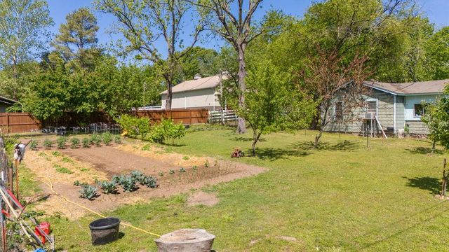 28729 S 563 Road, Monkey Island, OK 74331