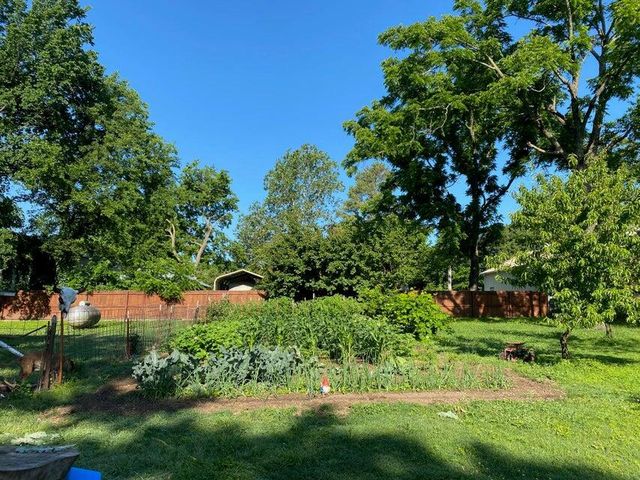 28729 S 563 Road, Monkey Island, OK 74331