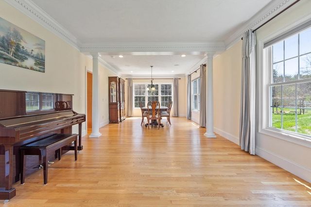 43 Old Mill Rd, Harvard, MA 01451