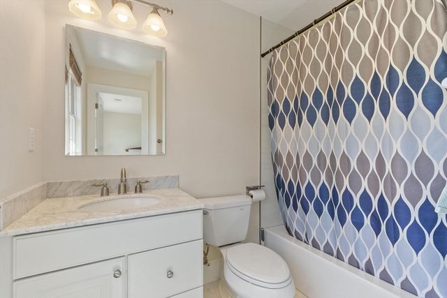 43 Old Mill Rd, Harvard, MA 01451