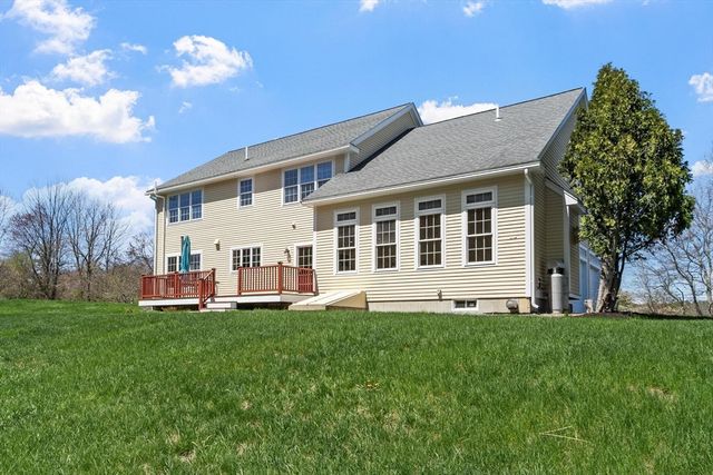 43 Old Mill Rd, Harvard, MA 01451