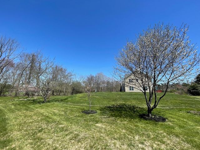 43 Old Mill Rd, Harvard, MA 01451
