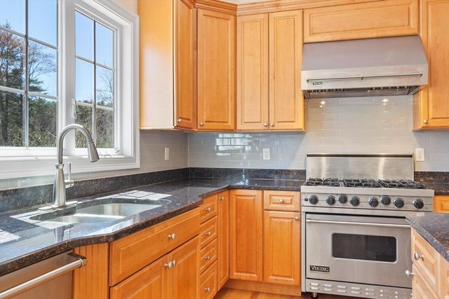 43 Old Mill Rd, Harvard, MA 01451