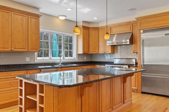 43 Old Mill Rd, Harvard, MA 01451