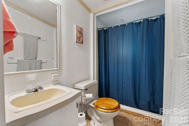 2496 Messer Street, Valdese, NC 28690