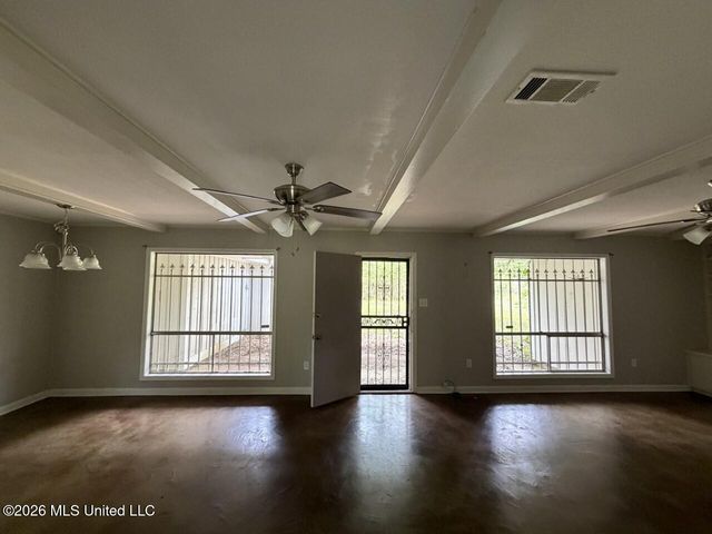 118 Scottdale Drive, Jackson, MS 39212