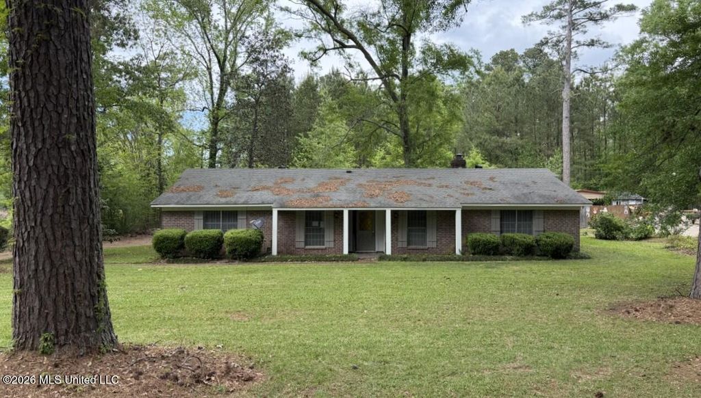 118 Scottdale Drive, Jackson, MS 39212
