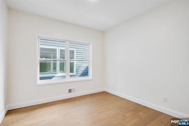 194 Amherst Street, East Orange, NJ 07018