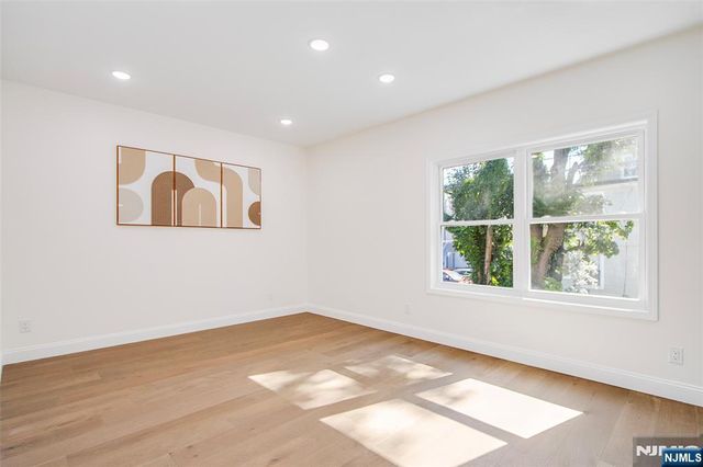 194 Amherst Street, East Orange, NJ 07018
