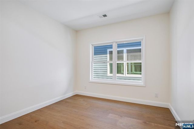 194 Amherst Street, East Orange, NJ 07018