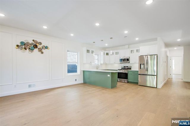 194 Amherst Street, East Orange, NJ 07018