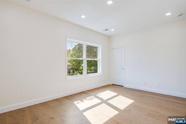 194 Amherst Street, East Orange, NJ 07018
