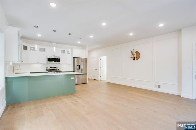194 Amherst Street, East Orange, NJ 07018
