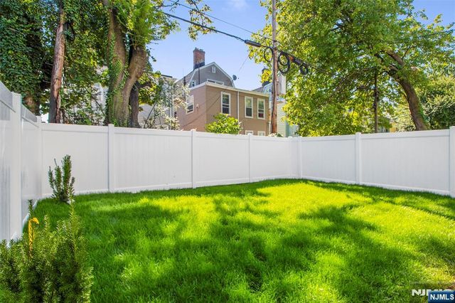 194 Amherst Street, East Orange, NJ 07018