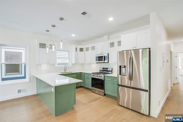 194 Amherst Street, East Orange, NJ 07018