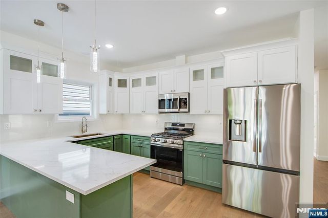 194 Amherst Street, East Orange, NJ 07018