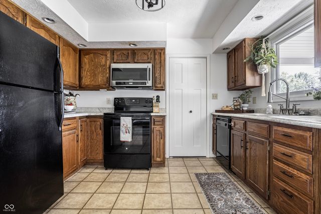 999 E Manito Trail, Greensburg, IN 47240