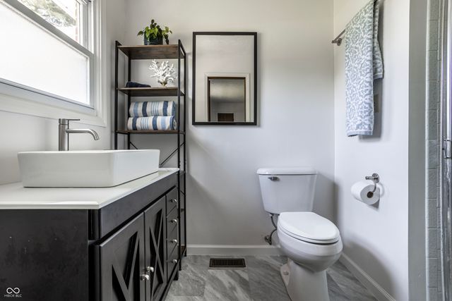 999 E Manito Trail, Greensburg, IN 47240
