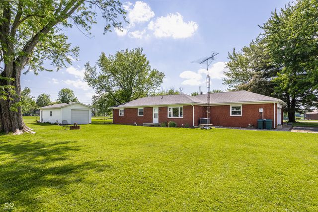 999 E Manito Trail, Greensburg, IN 47240