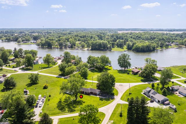 999 E Manito Trail, Greensburg, IN 47240