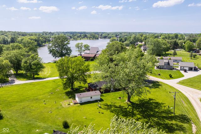 999 E Manito Trail, Greensburg, IN 47240