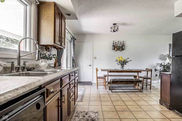 999 E Manito Trail, Greensburg, IN 47240