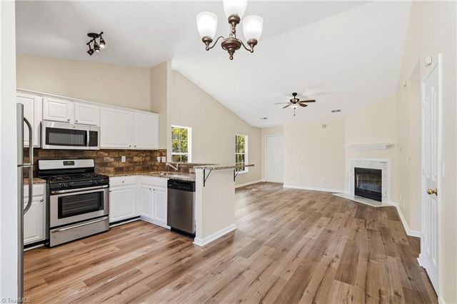 4401 Brecon Lane, Greensboro, NC 27407