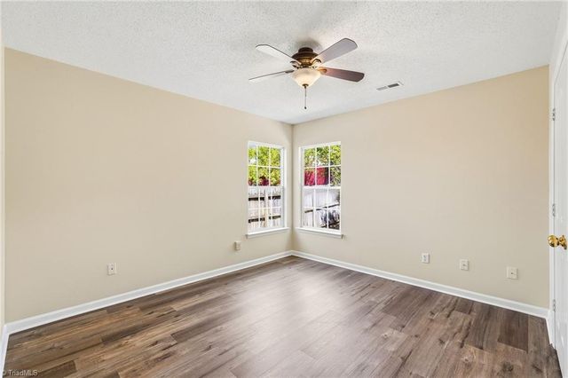 4401 Brecon Lane, Greensboro, NC 27407