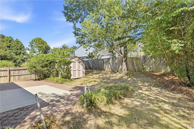 4401 Brecon Lane, Greensboro, NC 27407